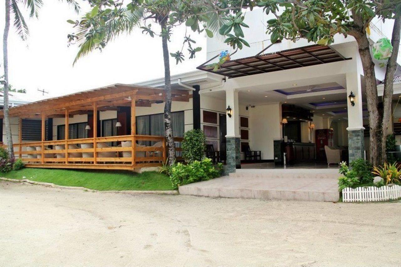 Bluefins Resort Мактан Экстерьер фото